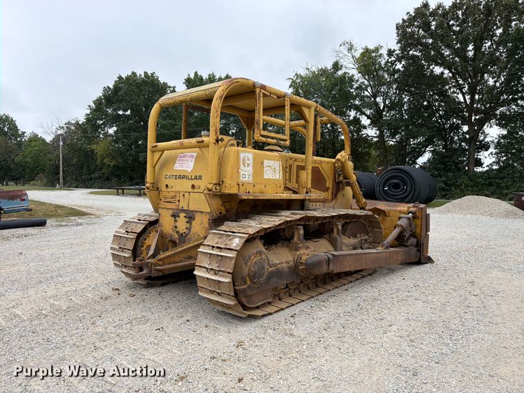 image for item FK3477 1971 Caterpillar D7 dozer