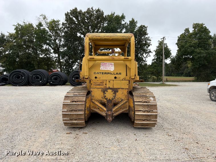 image for item FK3477 1971 Caterpillar D7 dozer