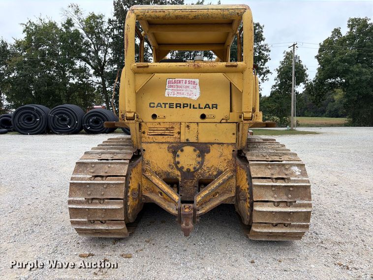 image for item FK3477 1971 Caterpillar D7 dozer