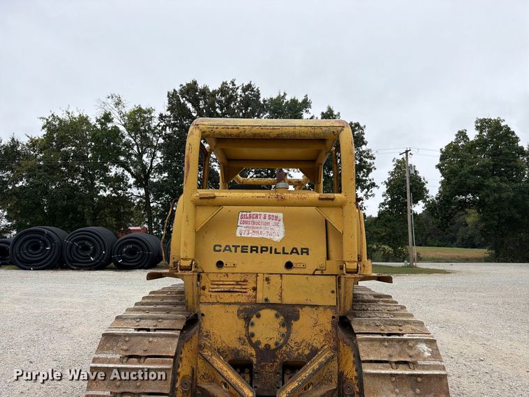 image for item FK3477 1971 Caterpillar D7 dozer