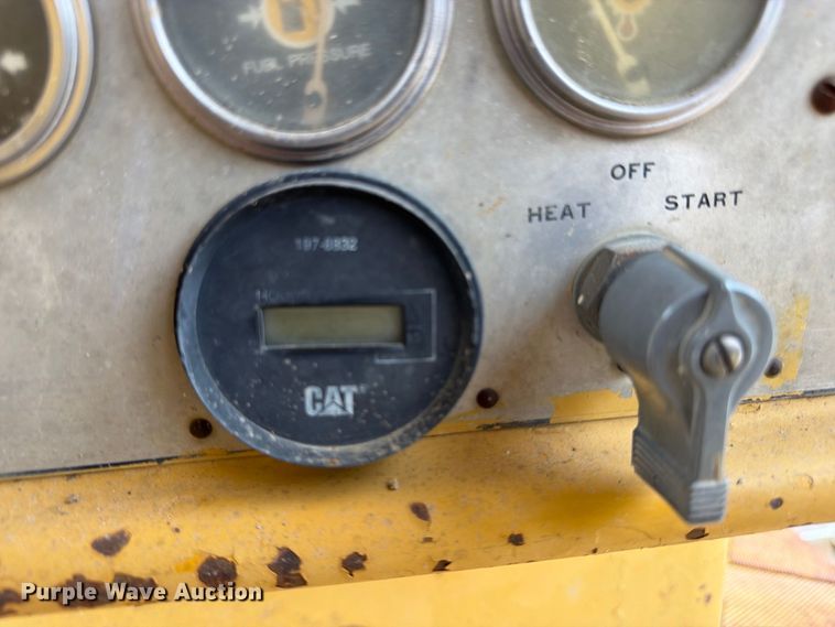 image for item FK3477 1971 Caterpillar D7 dozer