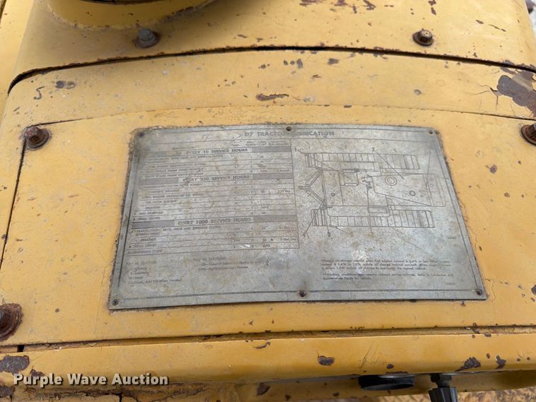 image for item FK3477 1971 Caterpillar D7 dozer