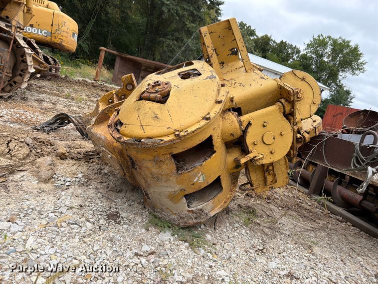 image for item FK3477 1971 Caterpillar D7 dozer