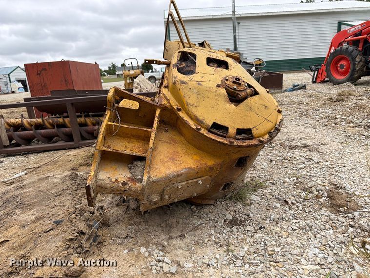 image for item FK3477 1971 Caterpillar D7 dozer