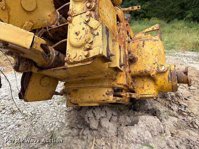 image for item FK3477 1971 Caterpillar D7 dozer