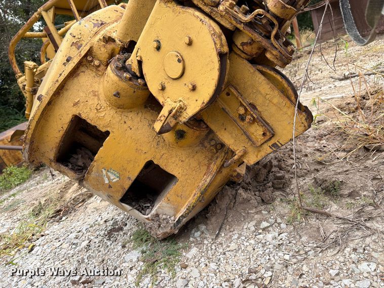 image for item FK3477 1971 Caterpillar D7 dozer