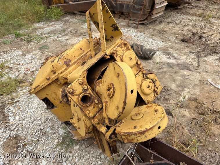 image for item FK3477 1971 Caterpillar D7 dozer