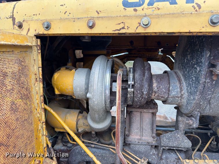 image for item FK3477 1971 Caterpillar D7 dozer