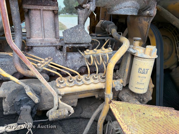 image for item FK3477 1971 Caterpillar D7 dozer
