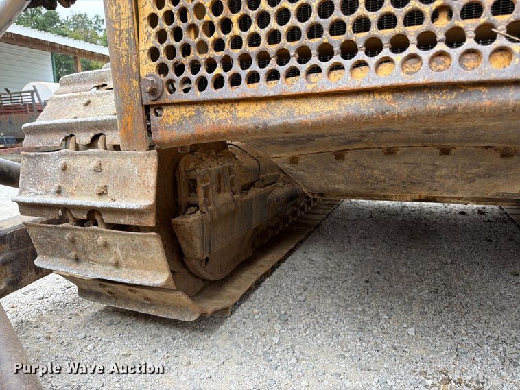 image for item FK3477 1971 Caterpillar D7 dozer