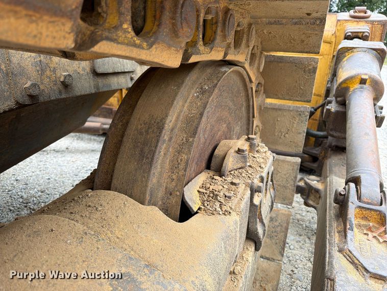 image for item FK3477 1971 Caterpillar D7 dozer