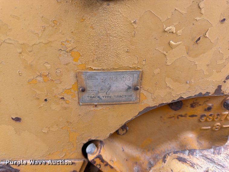 image for item FK3477 1971 Caterpillar D7 dozer