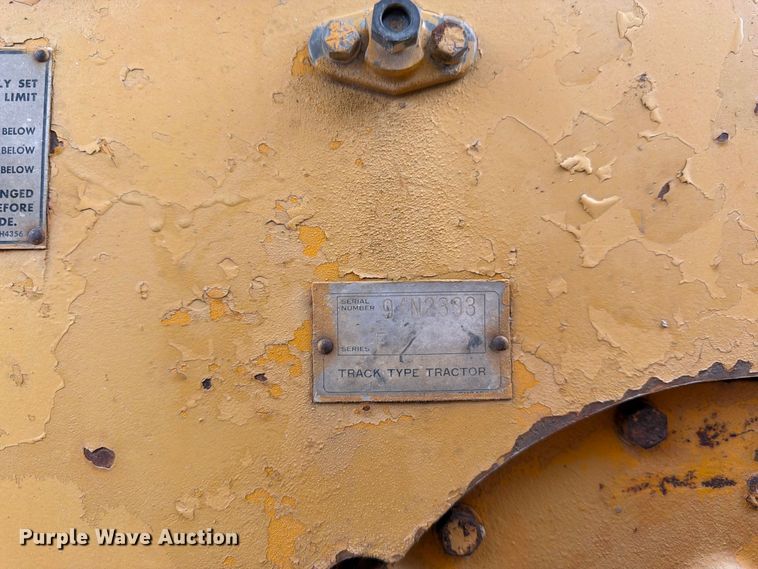 image for item FK3477 1971 Caterpillar D7 dozer