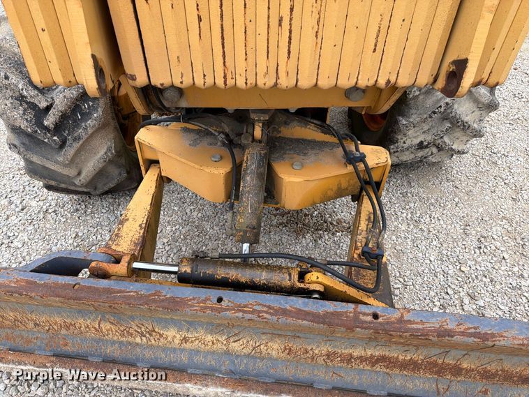 image for item FK3478 1996 Case 860 cable plow