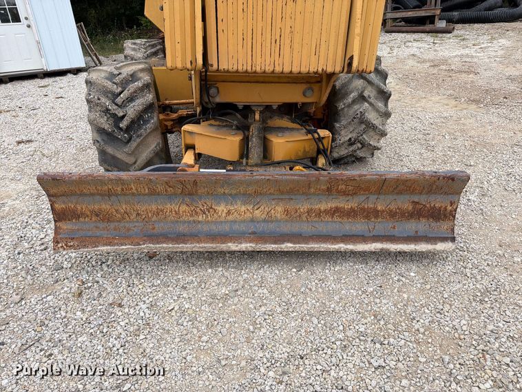 image for item FK3478 1996 Case 860 cable plow