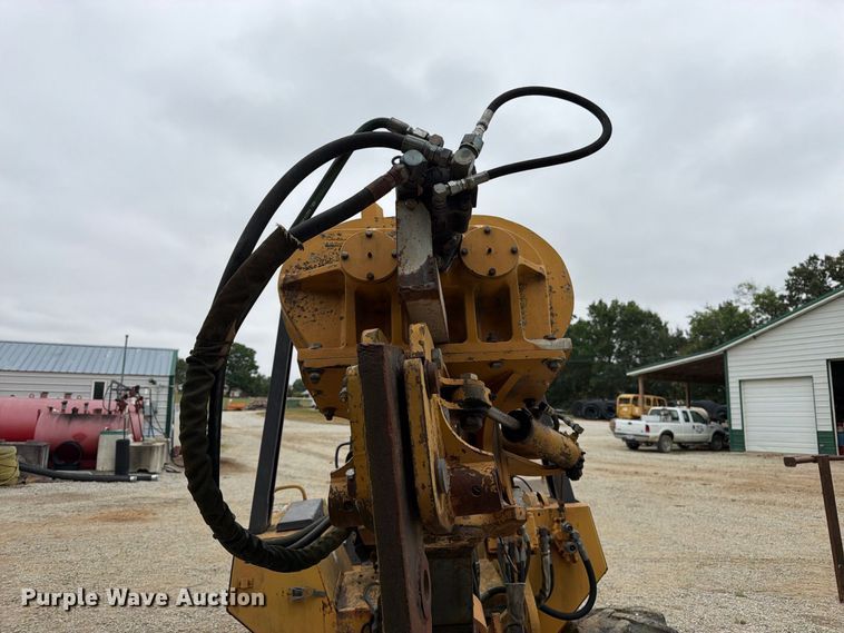 image for item FK3478 1996 Case 860 cable plow