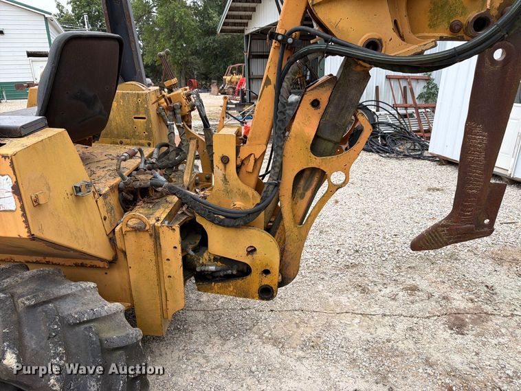 image for item FK3478 1996 Case 860 cable plow