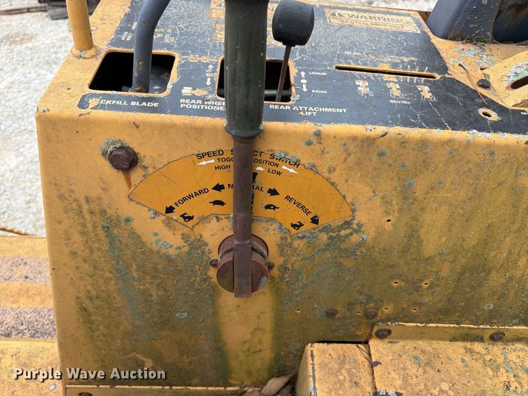 image for item FK3478 1996 Case 860 cable plow