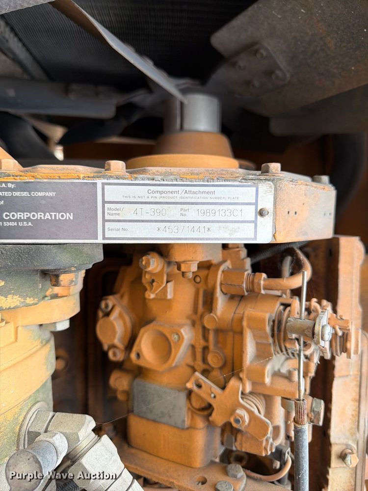 image for item FK3478 1996 Case 860 cable plow