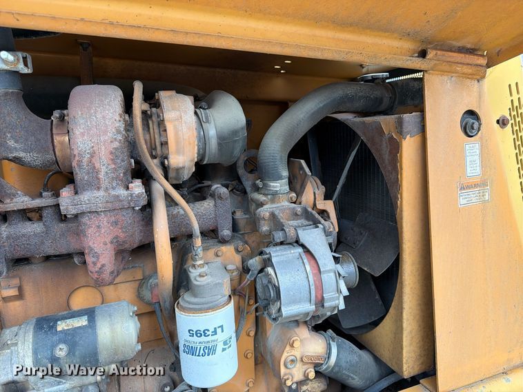 image for item FK3478 1996 Case 860 cable plow