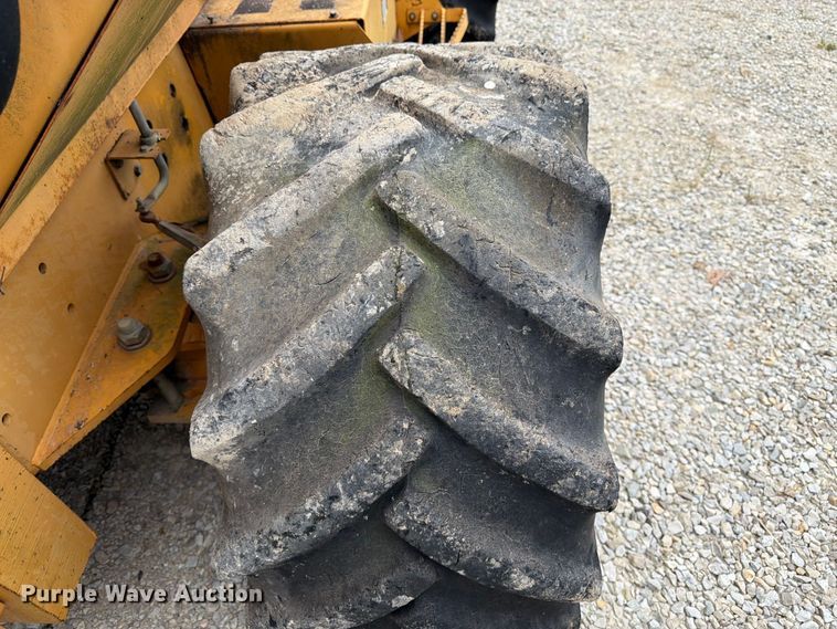 image for item FK3478 1996 Case 860 cable plow