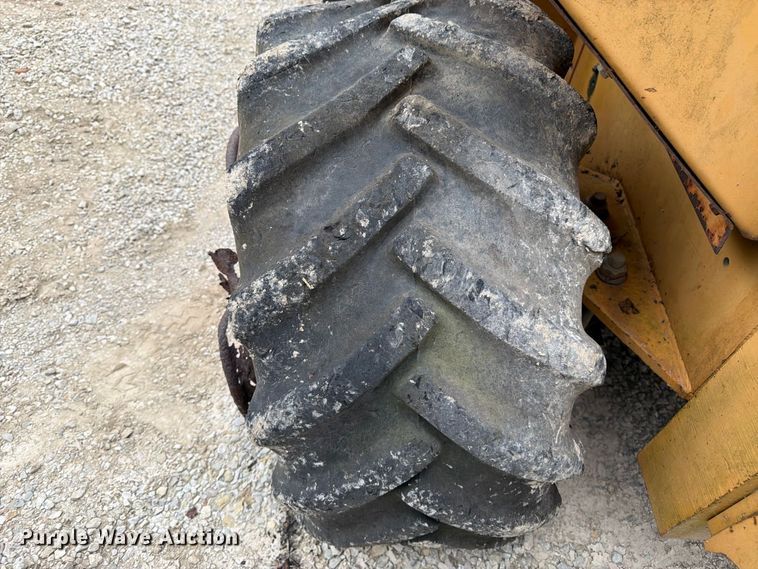 image for item FK3478 1996 Case 860 cable plow