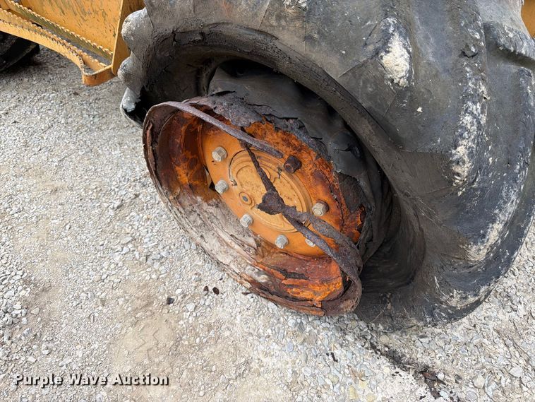 image for item FK3478 1996 Case 860 cable plow