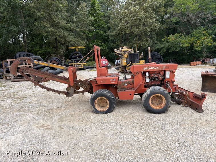 image for item FK3479 1978 Ditch Witch R40DD trencher