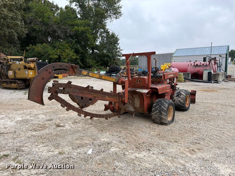 image for item FK3479 1978 Ditch Witch R40DD trencher