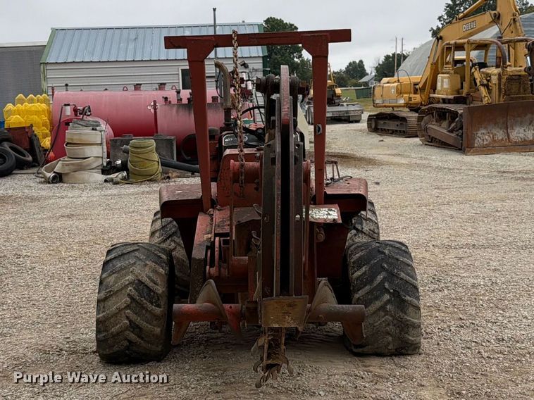 image for item FK3479 1978 Ditch Witch R40DD trencher