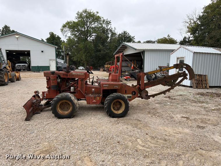 image for item FK3479 1978 Ditch Witch R40DD trencher