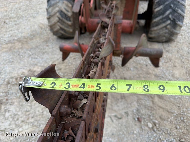 image for item FK3479 1978 Ditch Witch R40DD trencher