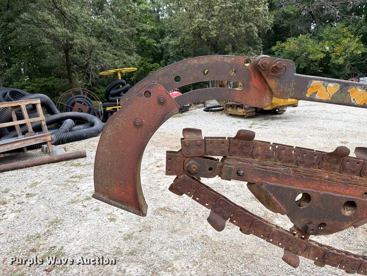 image for item FK3479 1978 Ditch Witch R40DD trencher