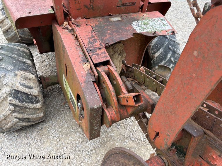image for item FK3479 1978 Ditch Witch R40DD trencher