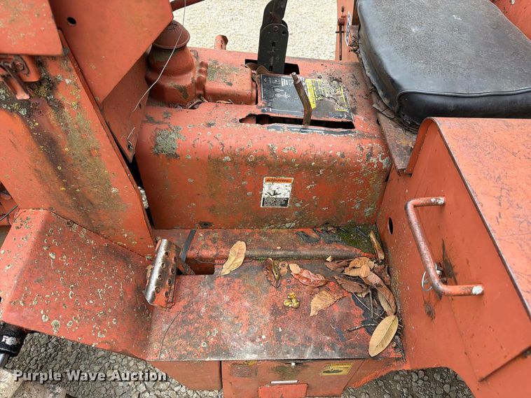 image for item FK3479 1978 Ditch Witch R40DD trencher