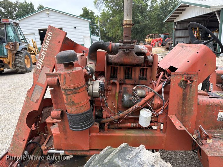 image for item FK3479 1978 Ditch Witch R40DD trencher