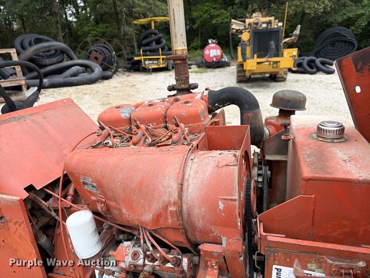 image for item FK3479 1978 Ditch Witch R40DD trencher