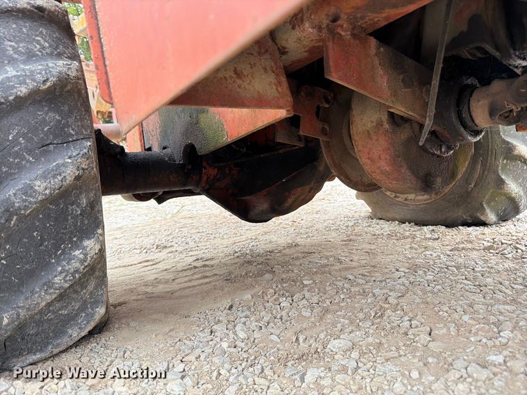 image for item FK3479 1978 Ditch Witch R40DD trencher