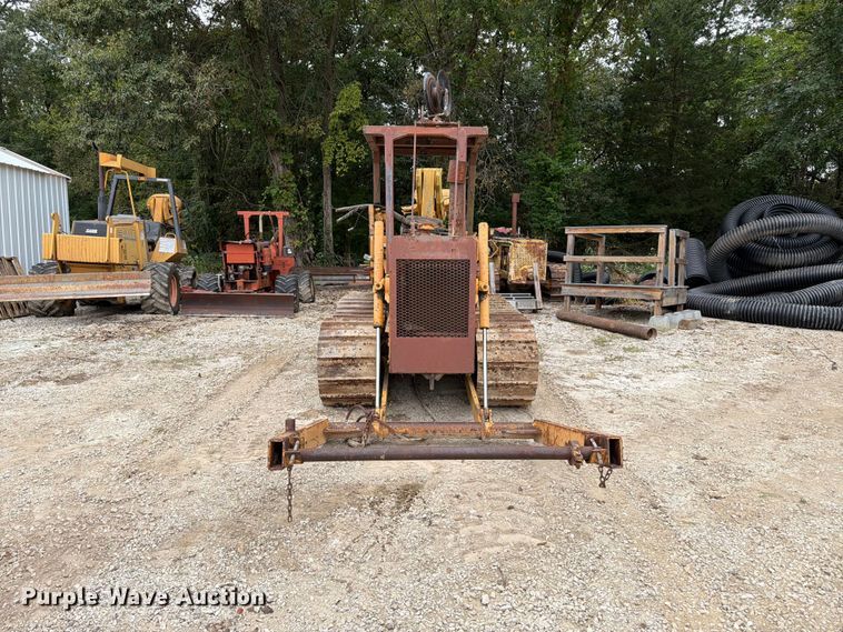 image for item FK3480 1973 Case 475 cable plow
