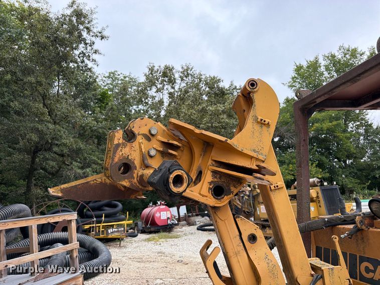 image for item FK3480 1973 Case 475 cable plow