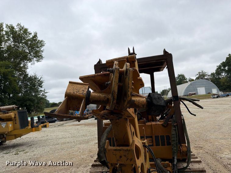 image for item FK3480 1973 Case 475 cable plow