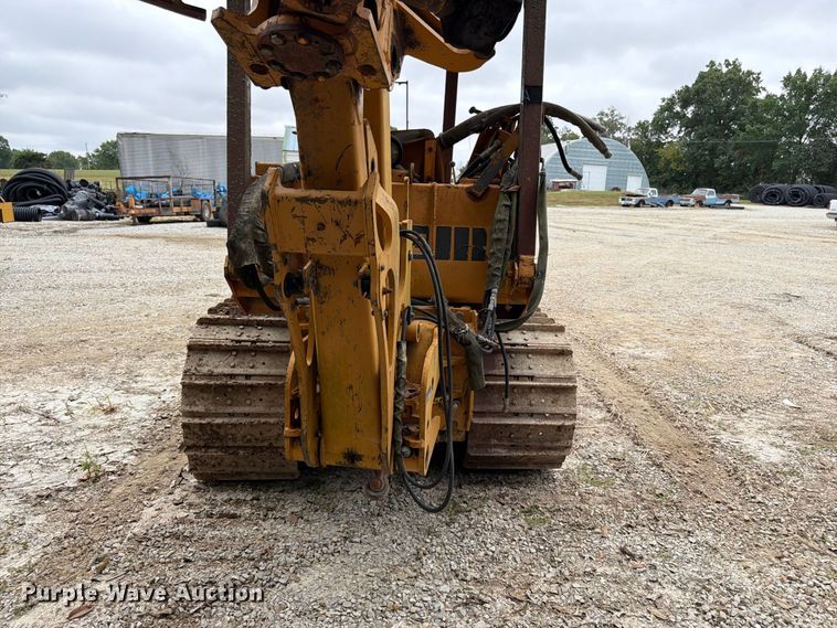image for item FK3480 1973 Case 475 cable plow