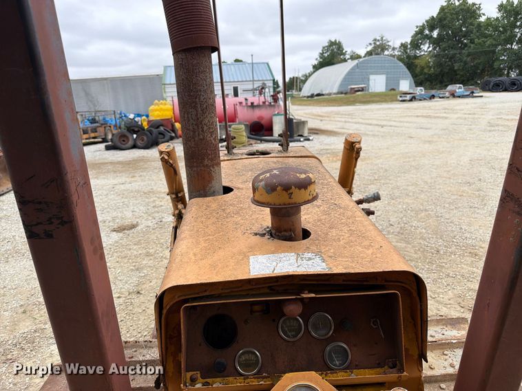 image for item FK3480 1973 Case 475 cable plow