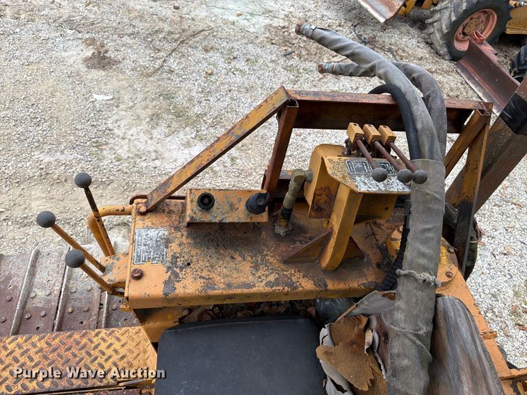 image for item FK3480 1973 Case 475 cable plow