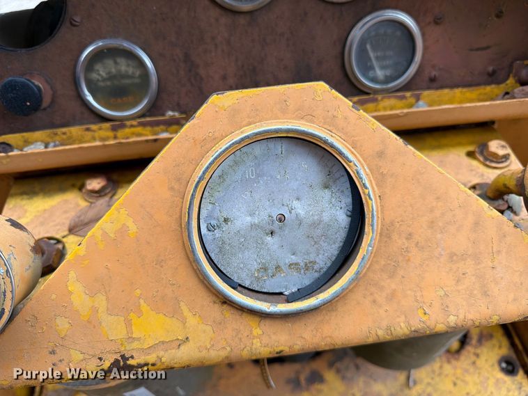 image for item FK3480 1973 Case 475 cable plow