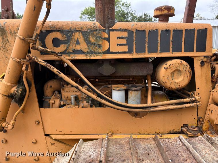 image for item FK3480 1973 Case 475 cable plow
