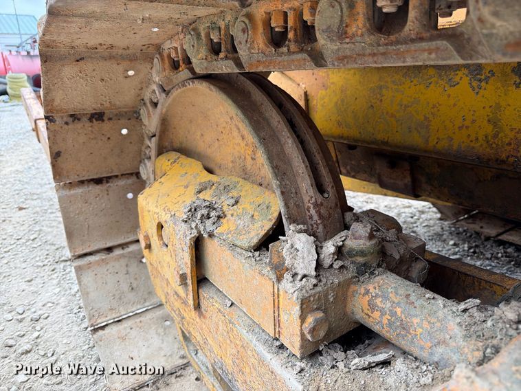 image for item FK3480 1973 Case 475 cable plow