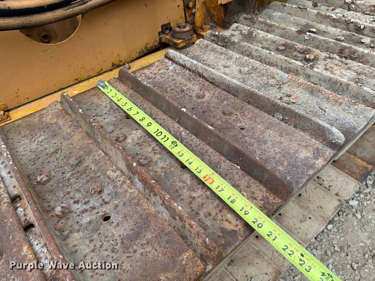 image for item FK3480 1973 Case 475 cable plow