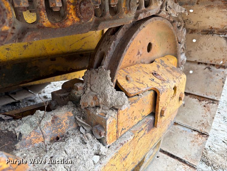 image for item FK3480 1973 Case 475 cable plow