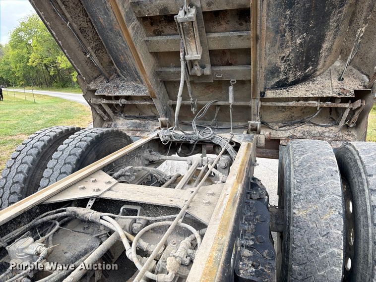 image for item FK3482 2017 Peterbilt 567 